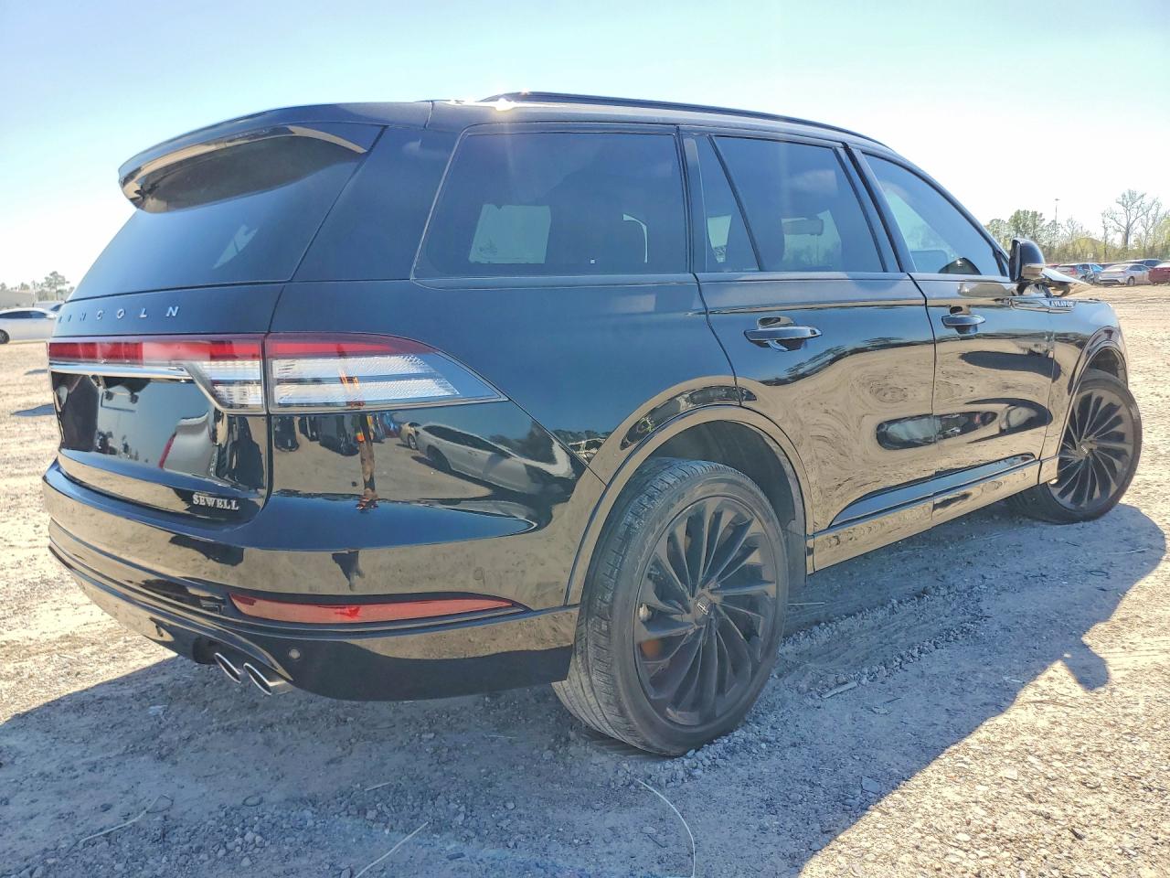 LINCOLN AVIATOR 2023 — 4