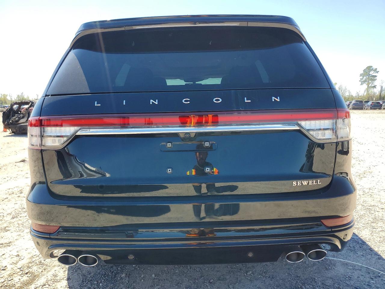 LINCOLN AVIATOR 2023 — 7