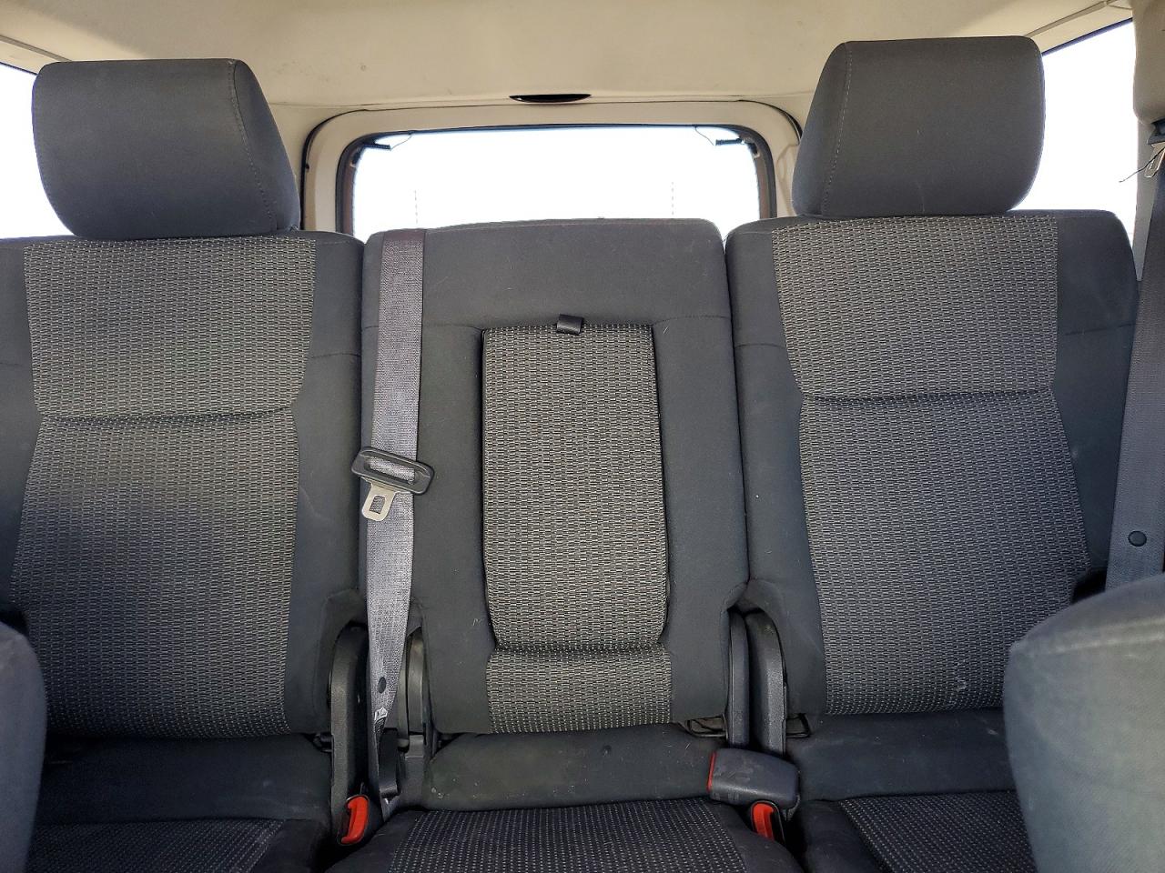 JEEP COMMANDER 2008 — 11