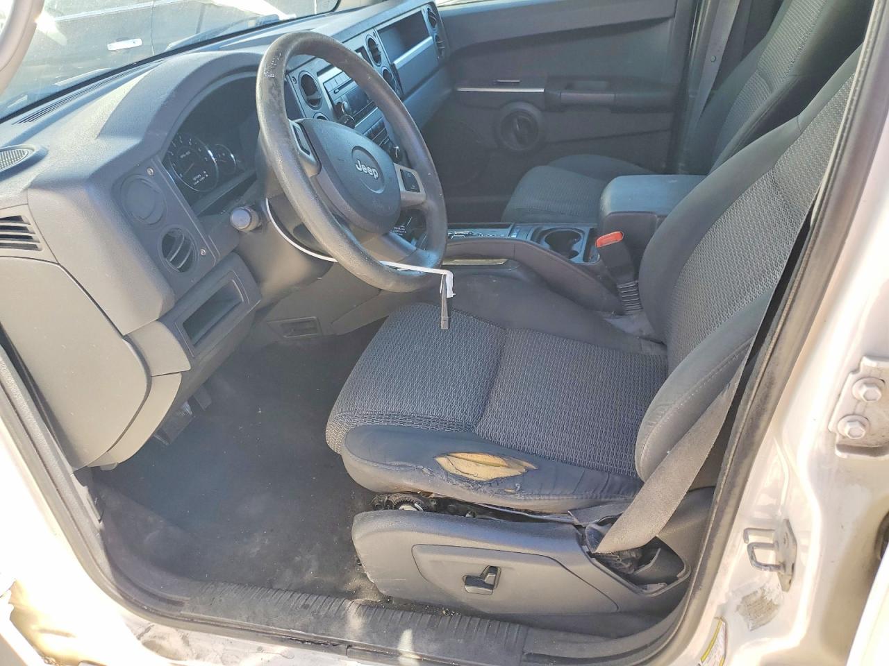 JEEP COMMANDER 2008 — 8