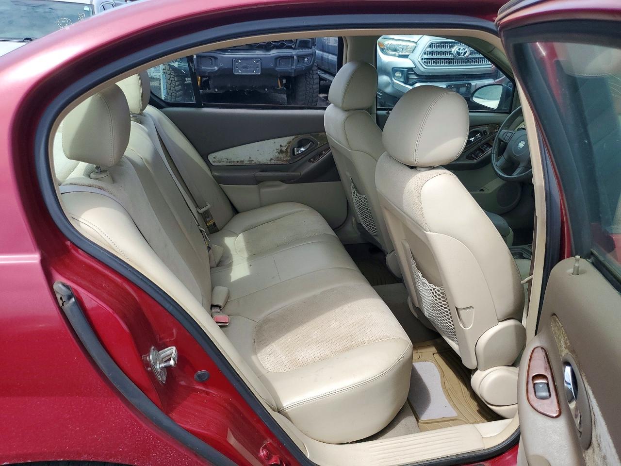 CHEVROLET MALIBU 2004 — 11