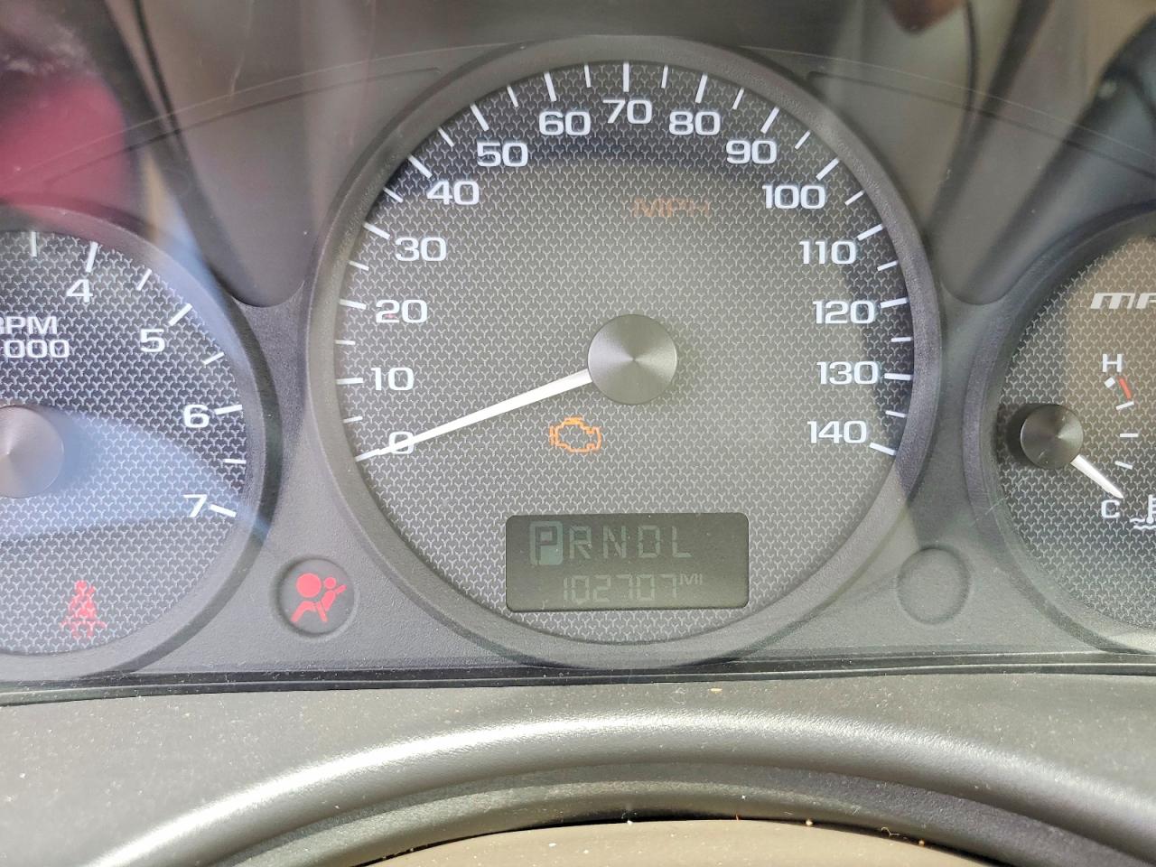 CHEVROLET MALIBU 2004 — 10