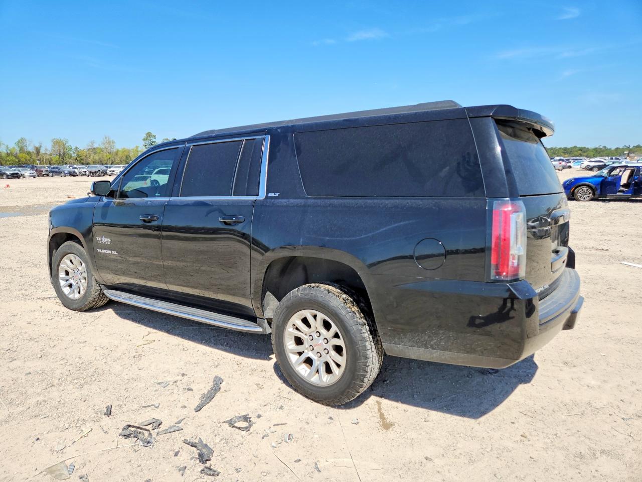 GMC YUKON XL 2019 — 3