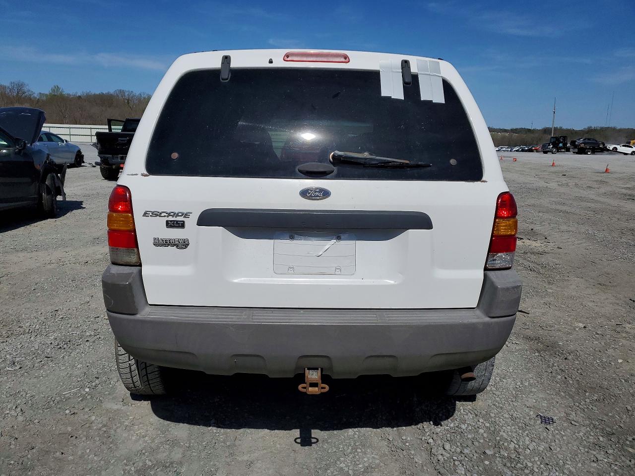 FORD ESCAPE 2001 — 7