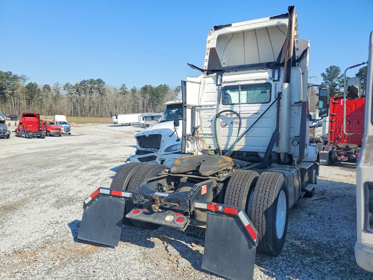VOLVO VNL 2015 — 5