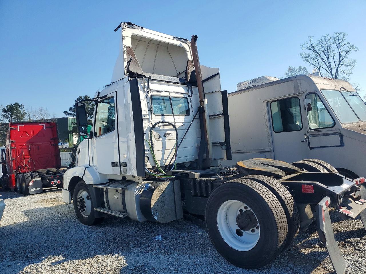 VOLVO VNL 2015 — 4