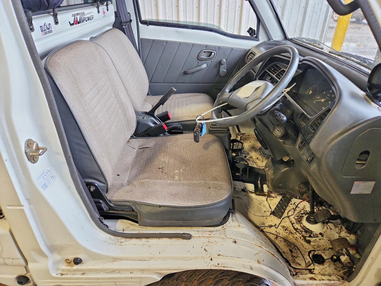 SUZUKI CARGO POD 1992 — 8