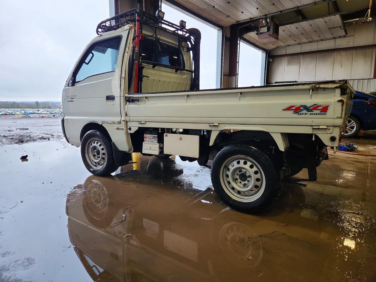 SUZUKI CARGO POD 1992 — 3