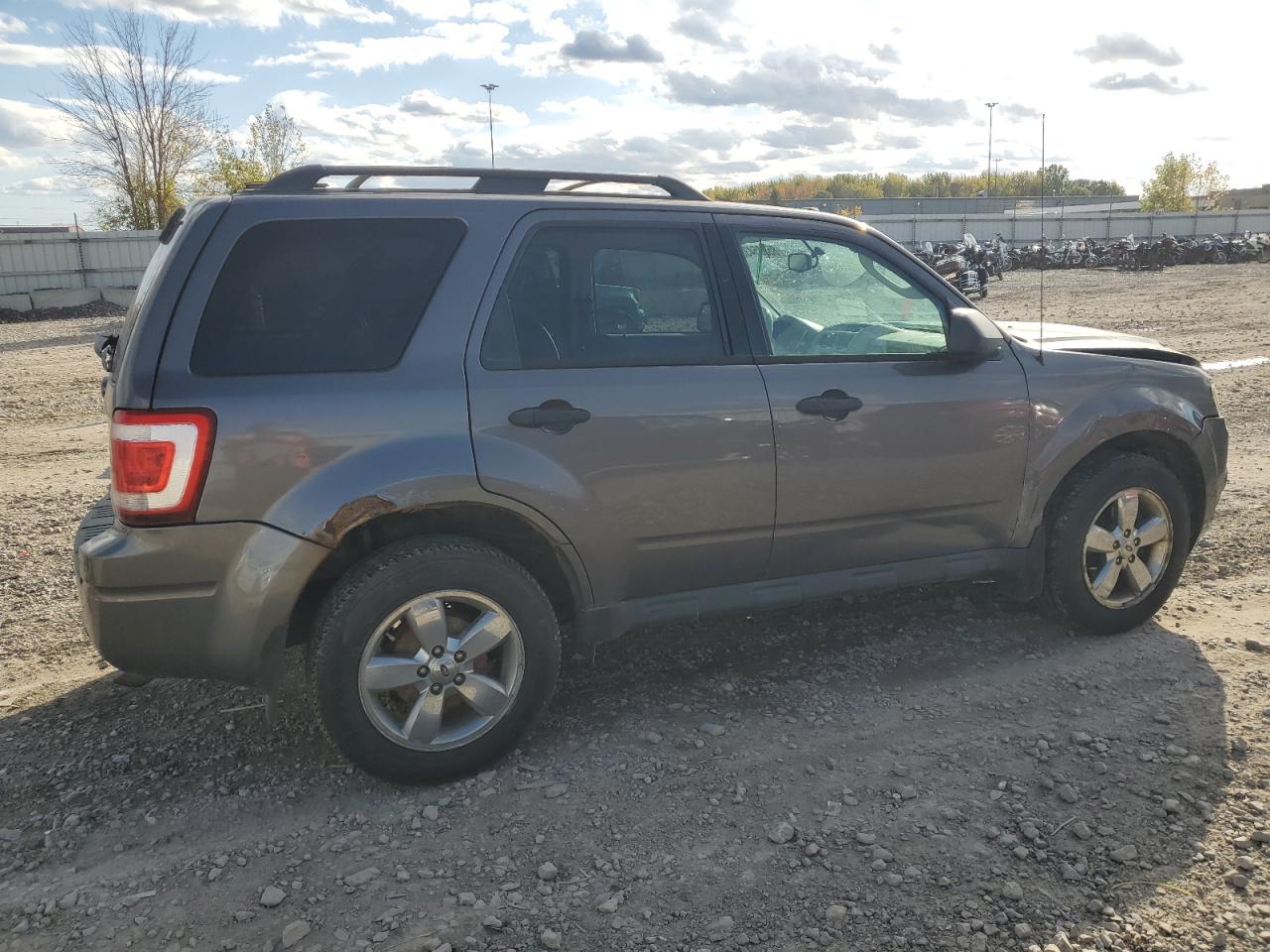 FORD ESCAPE 2012 — 4