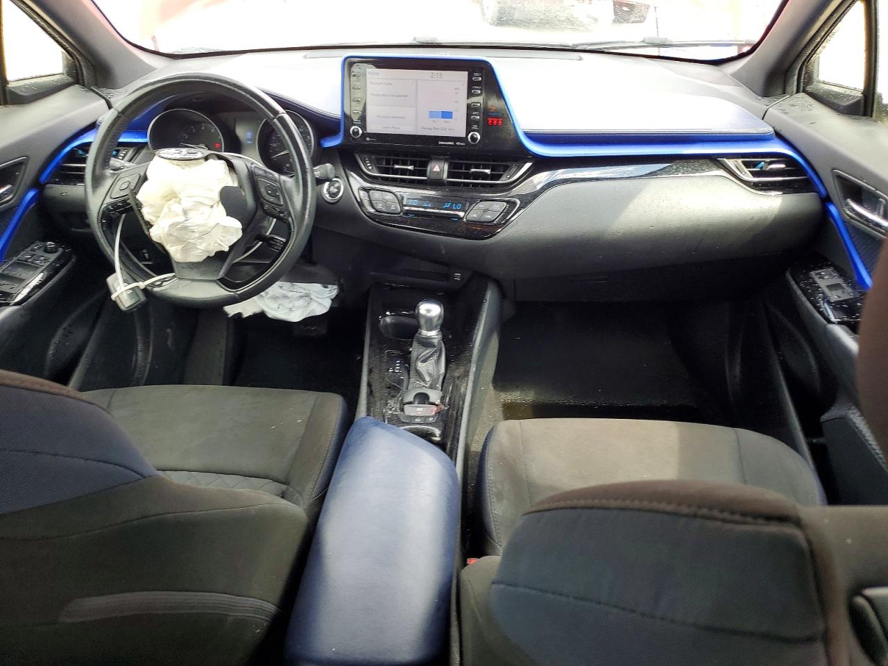 TOYOTA C-HR 2020 — 9