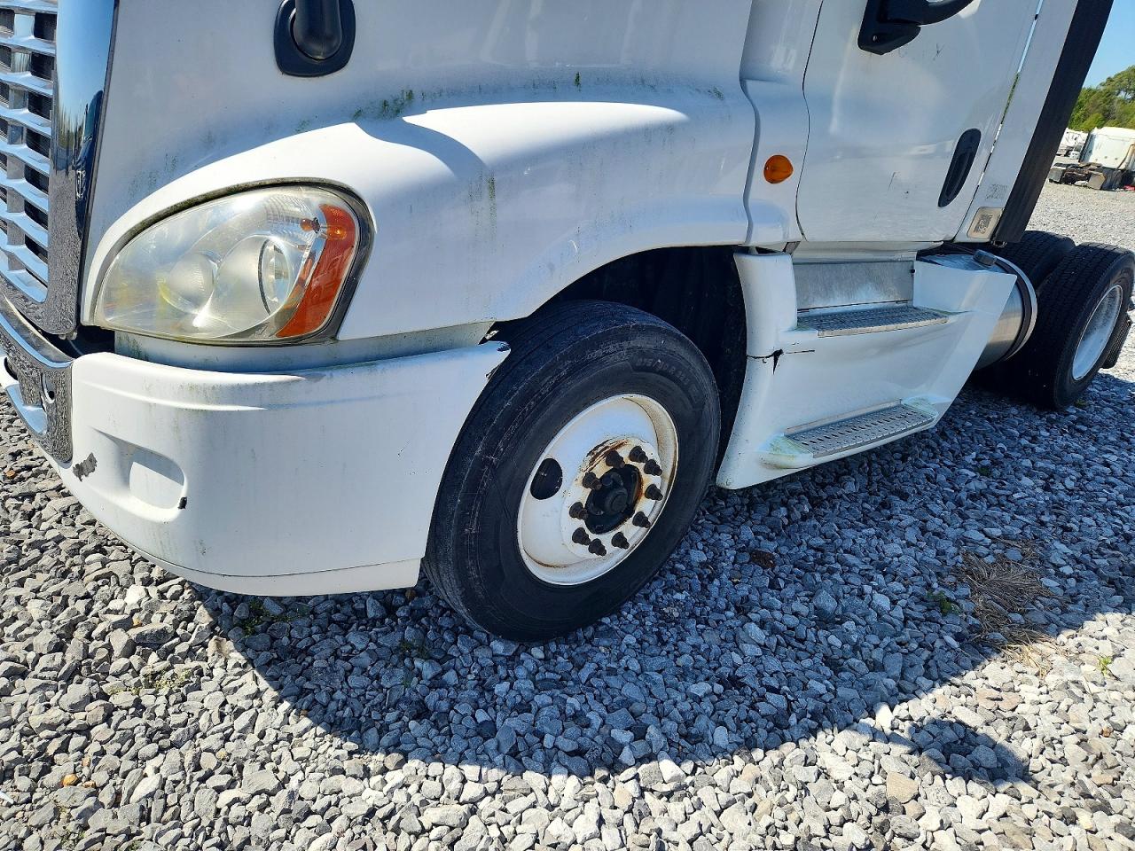 FREIGHTLINER CASCADIA 2014 — 10