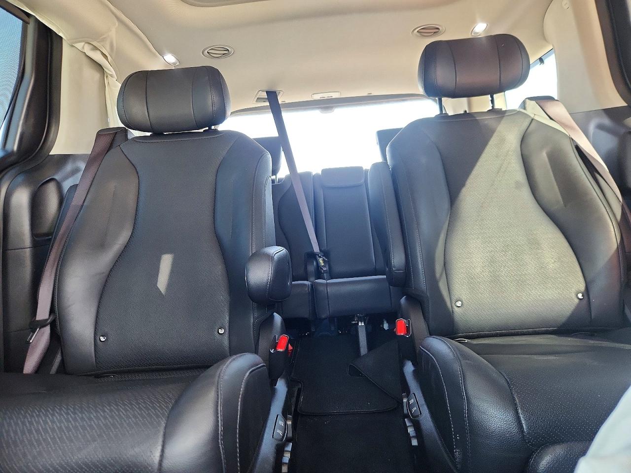 KIA CARNIVAL 2025 — 11