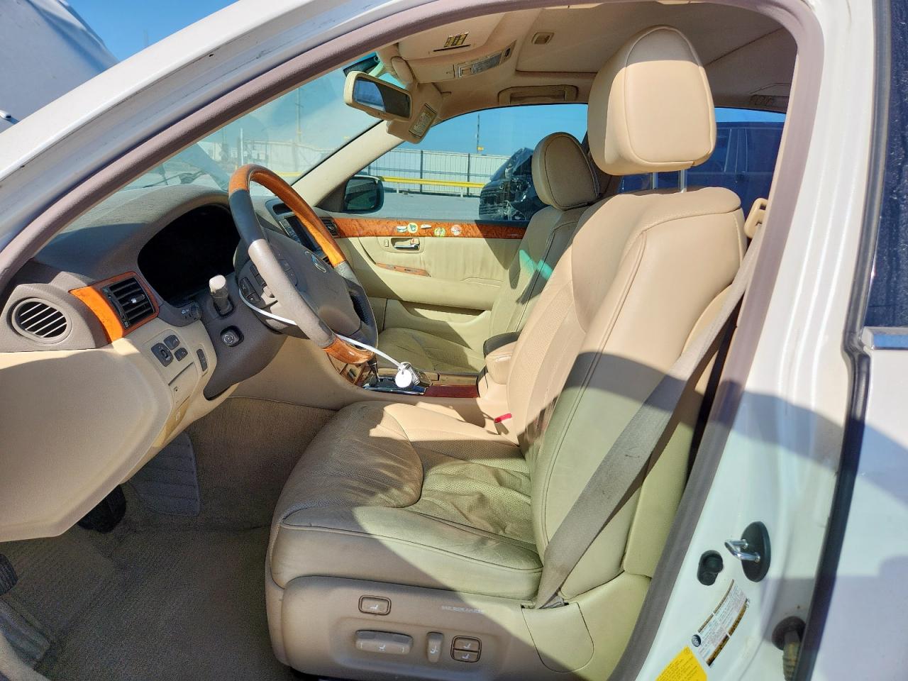 LEXUS LS 2004 — 8
