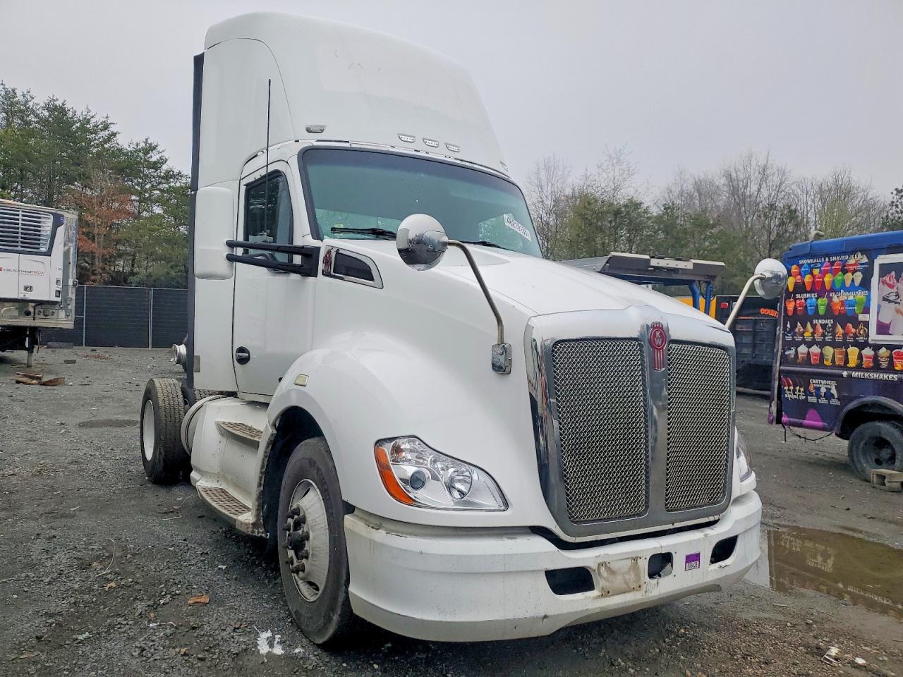 KENWORTH CONSTRUCTION 2014 — 2