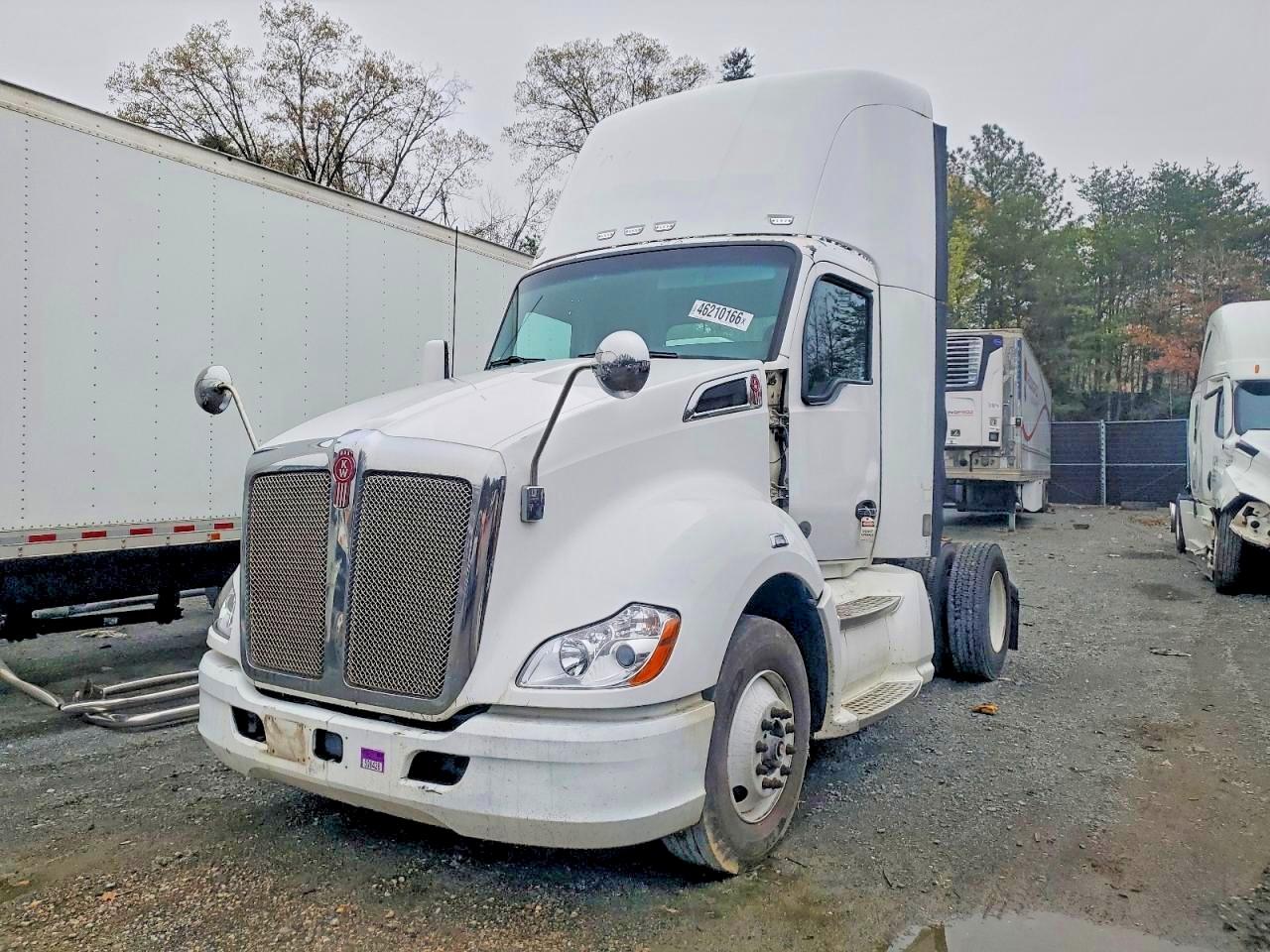 KENWORTH CONSTRUCTION 2014 — 10