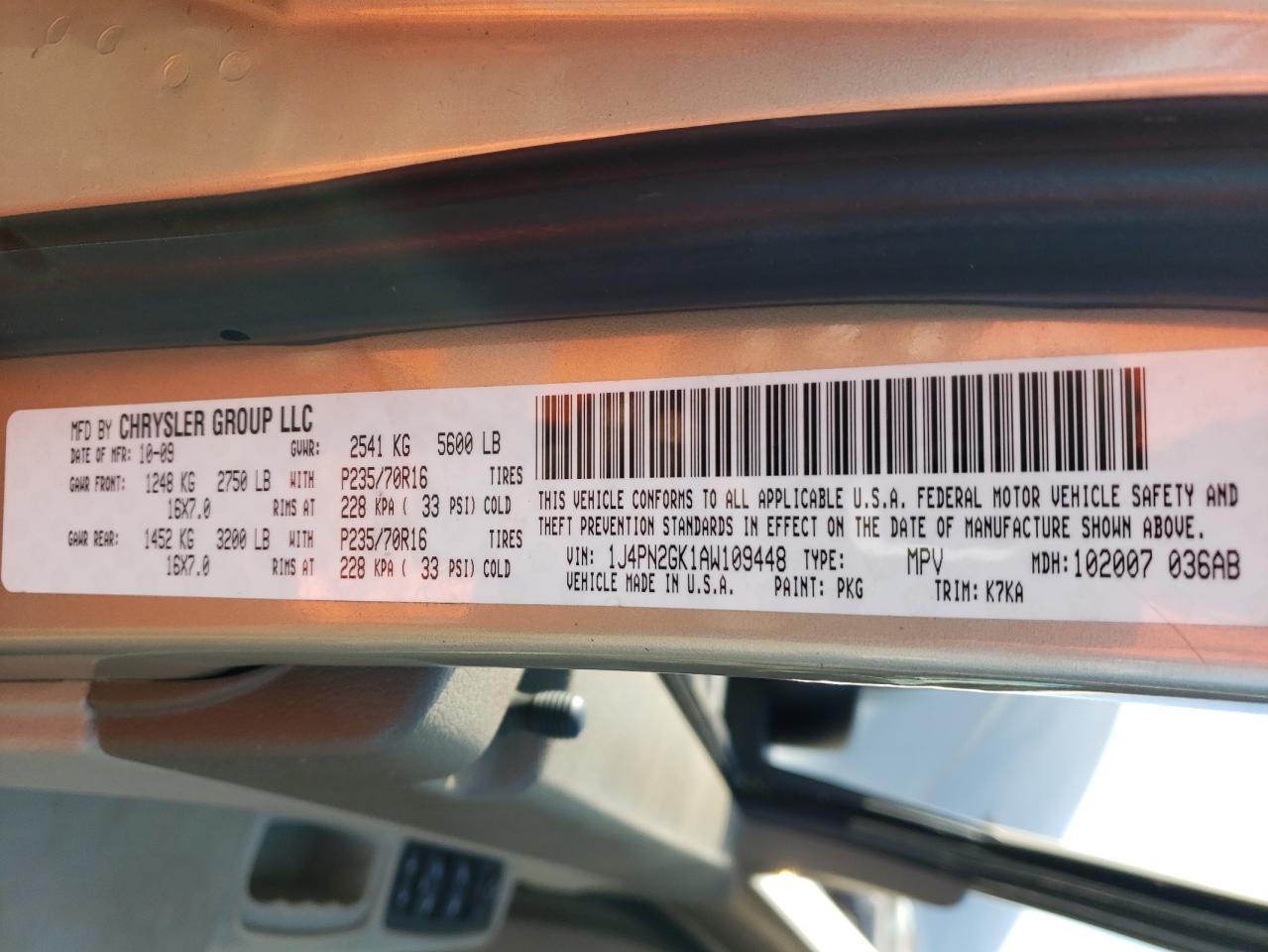JEEP LIBERTY 2010 — 13