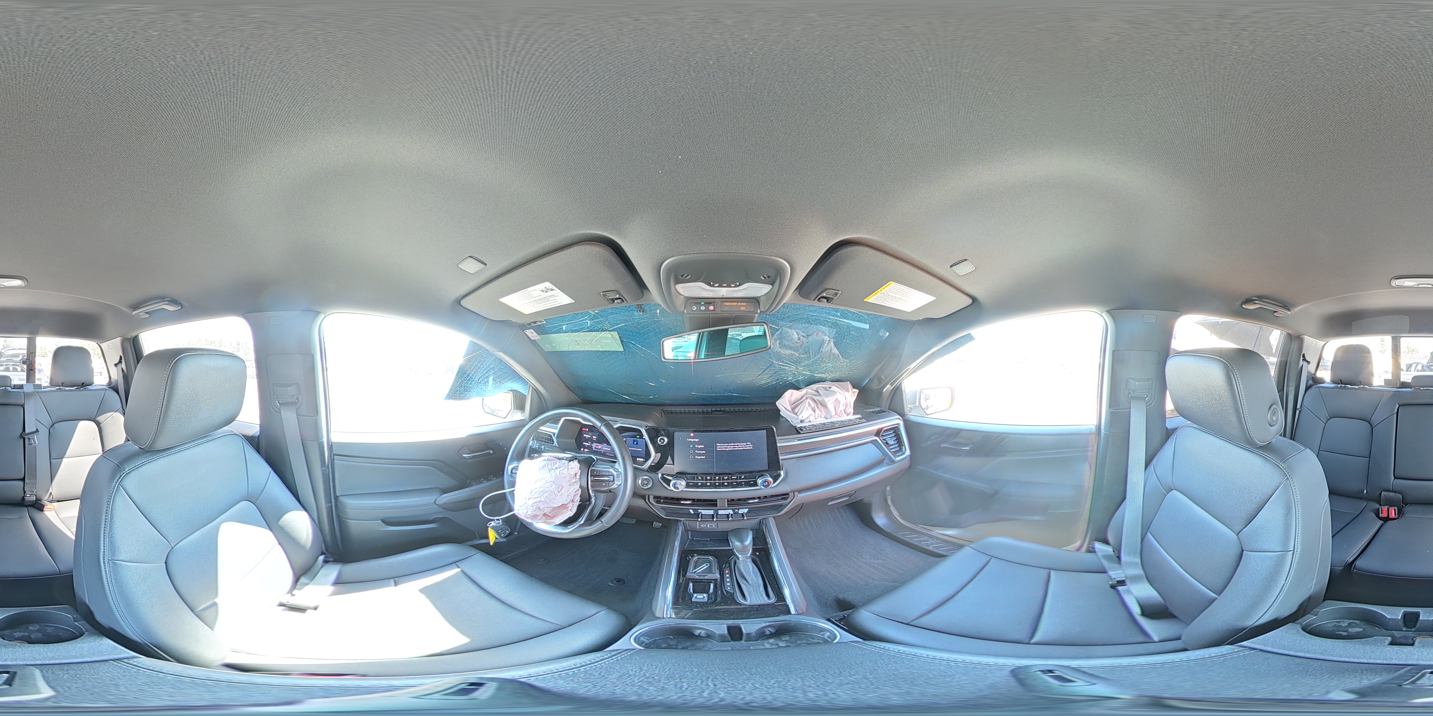 GMC CANYON 2024 — 14