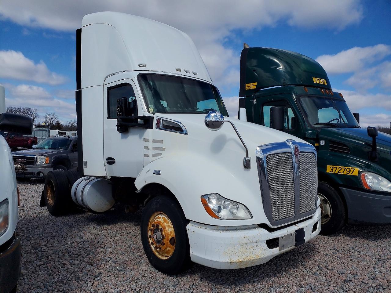KENWORTH T680 2014 — 2