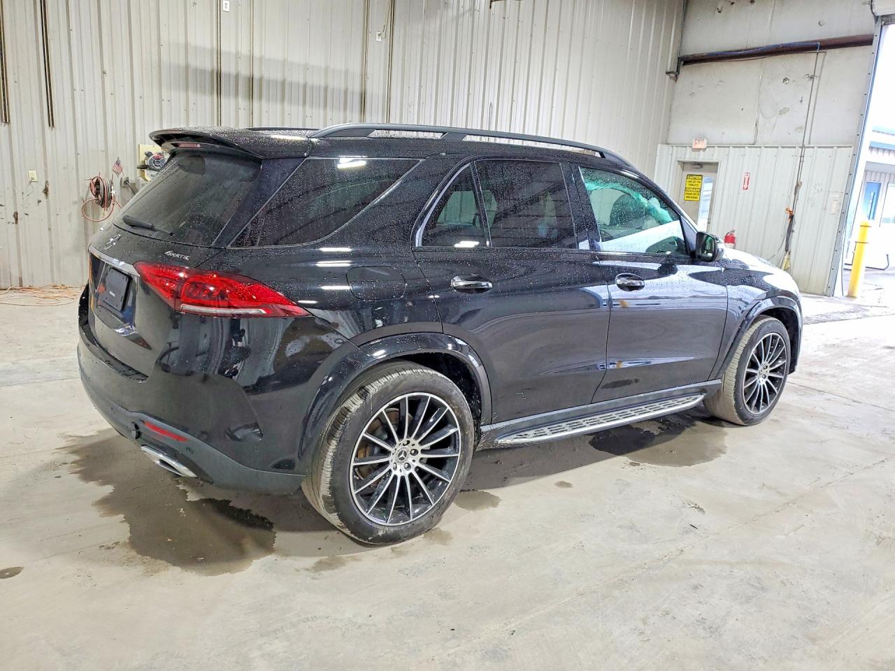 MERCEDES-BENZ GLE 2022 — 4