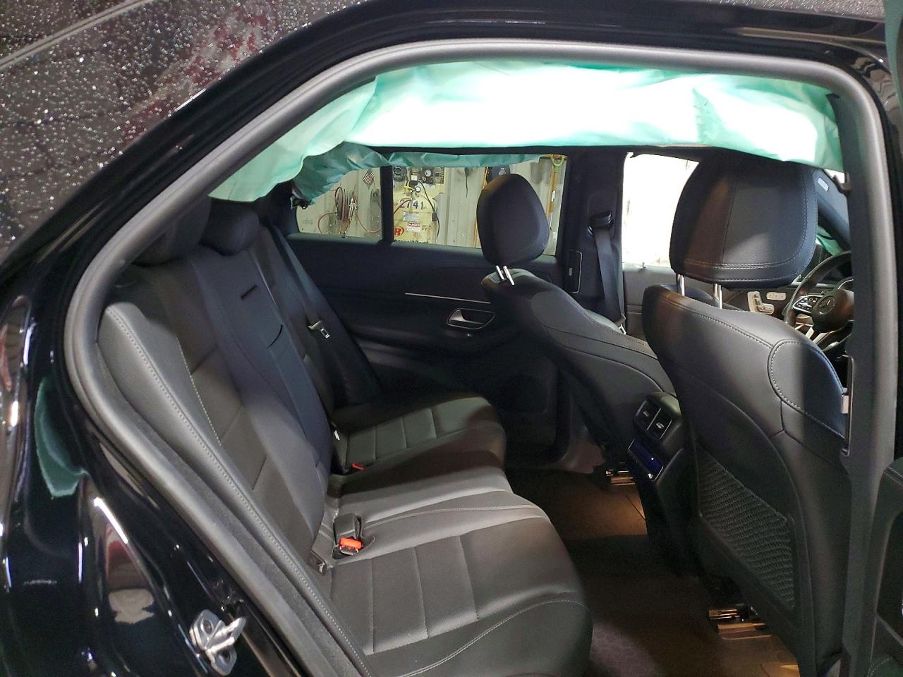 MERCEDES-BENZ GLE 2022 — 12