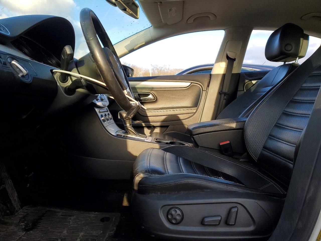 VOLKSWAGEN CC 2013 — 8