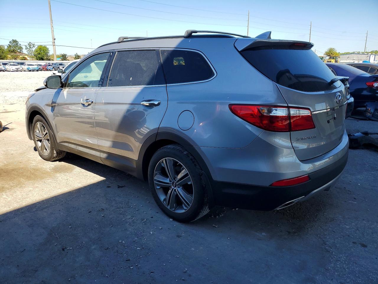 HYUNDAI SANTA FE 2016 — 3