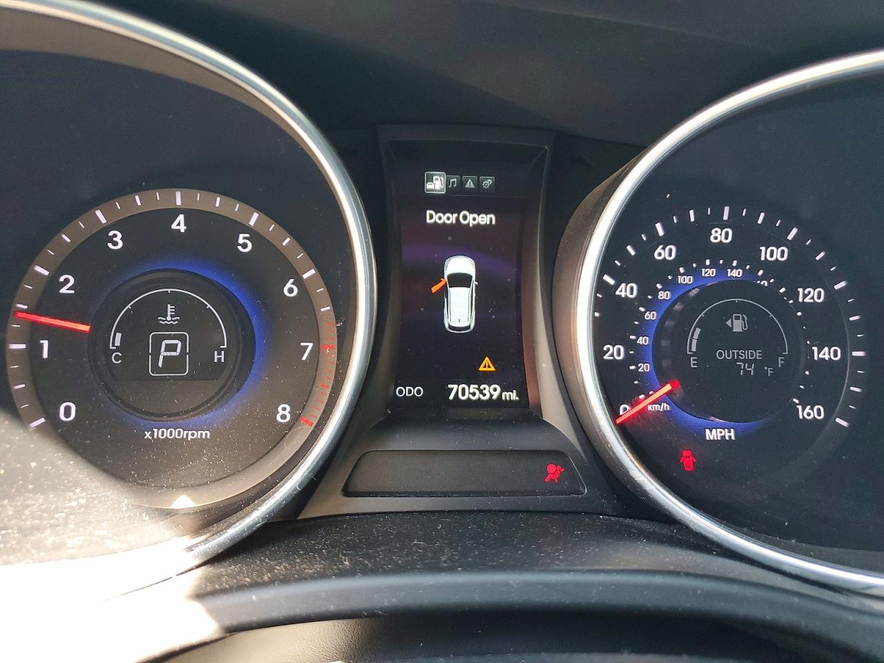 HYUNDAI SANTA FE 2016 — 10