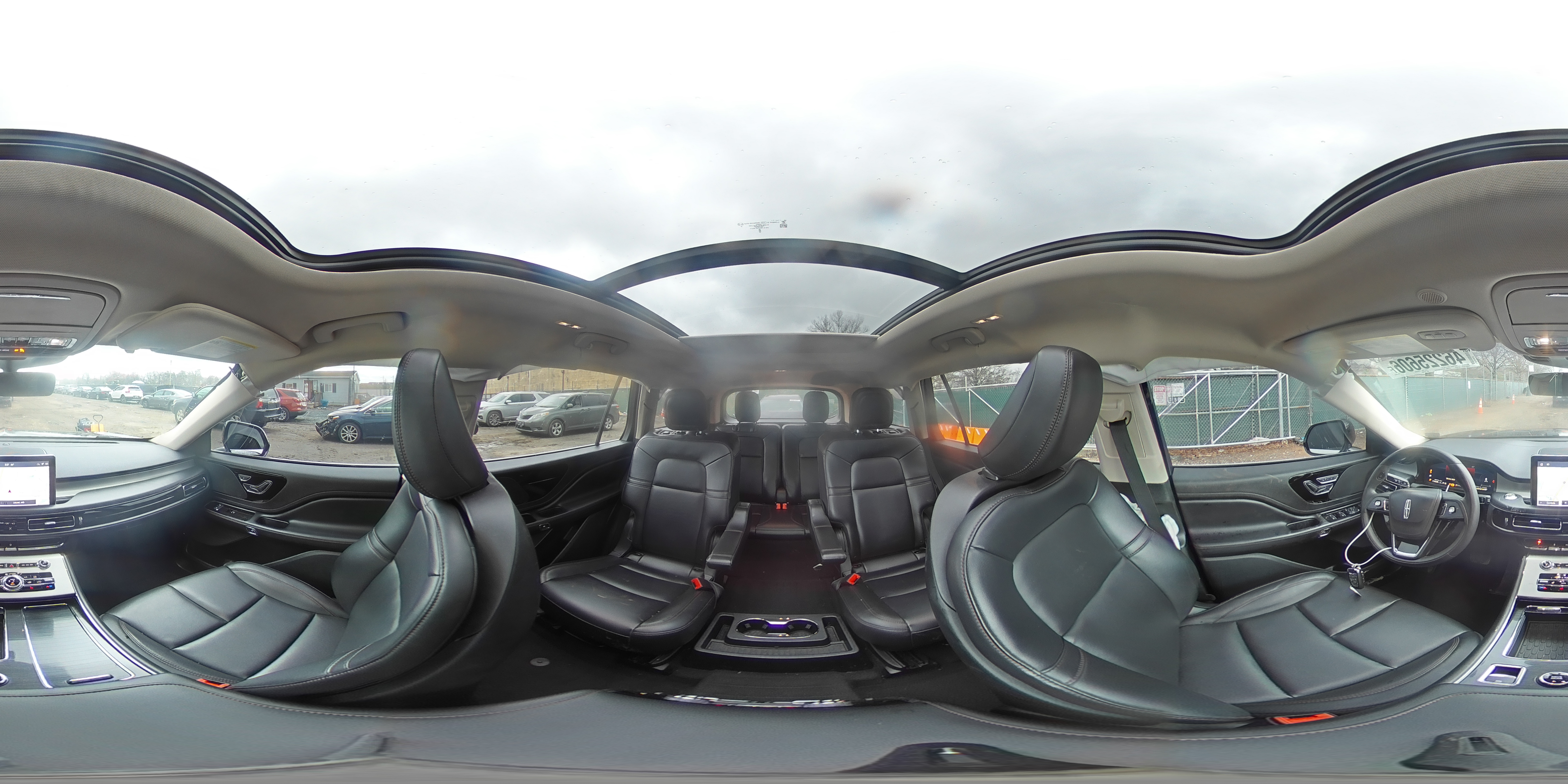 LINCOLN AVIATOR 2024 — 15
