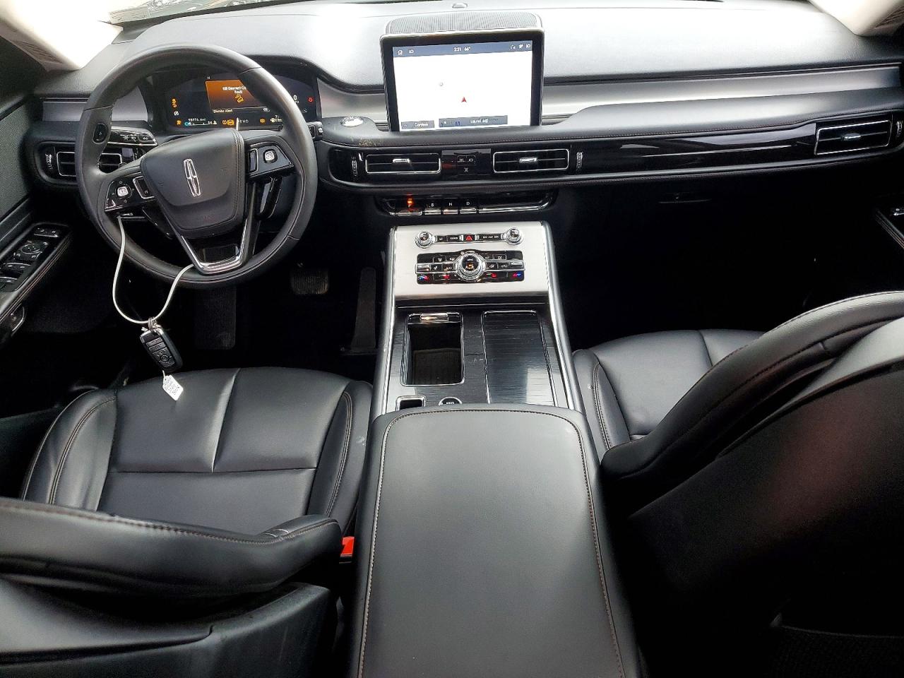 LINCOLN AVIATOR 2024 — 9