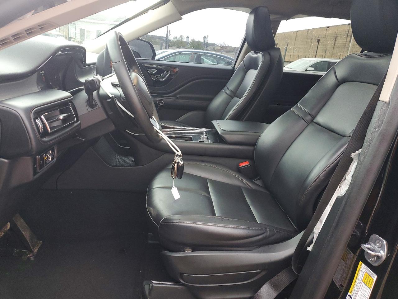 LINCOLN AVIATOR 2024 — 8