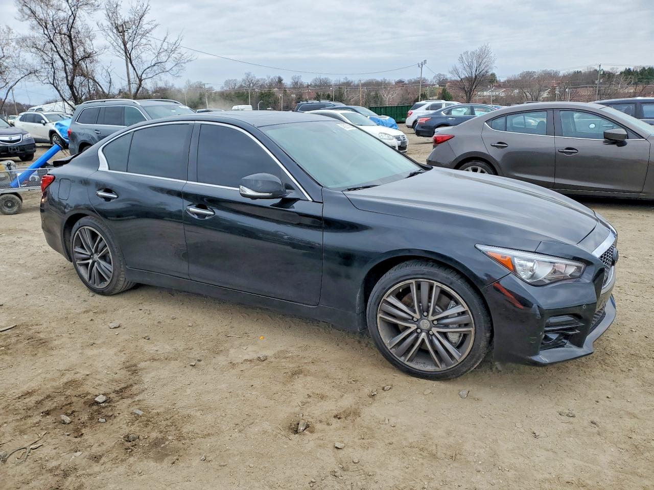 2015 INFINITI Q50 SPORT