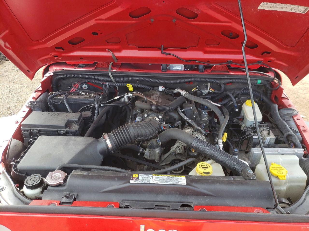 JEEP WRANGLER 2010 — 12