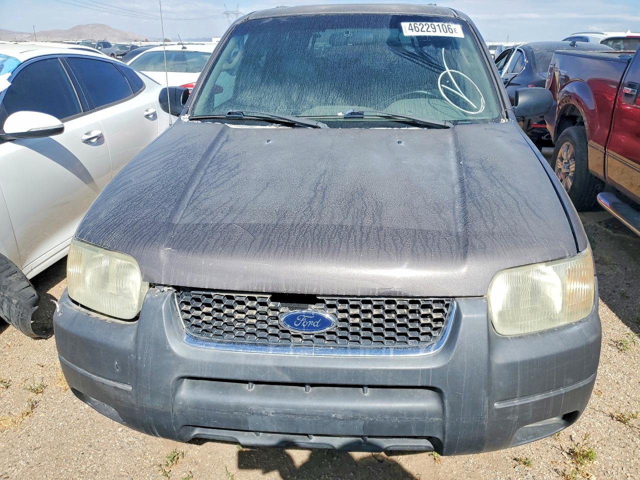 FORD ESCAPE 2002 — 6