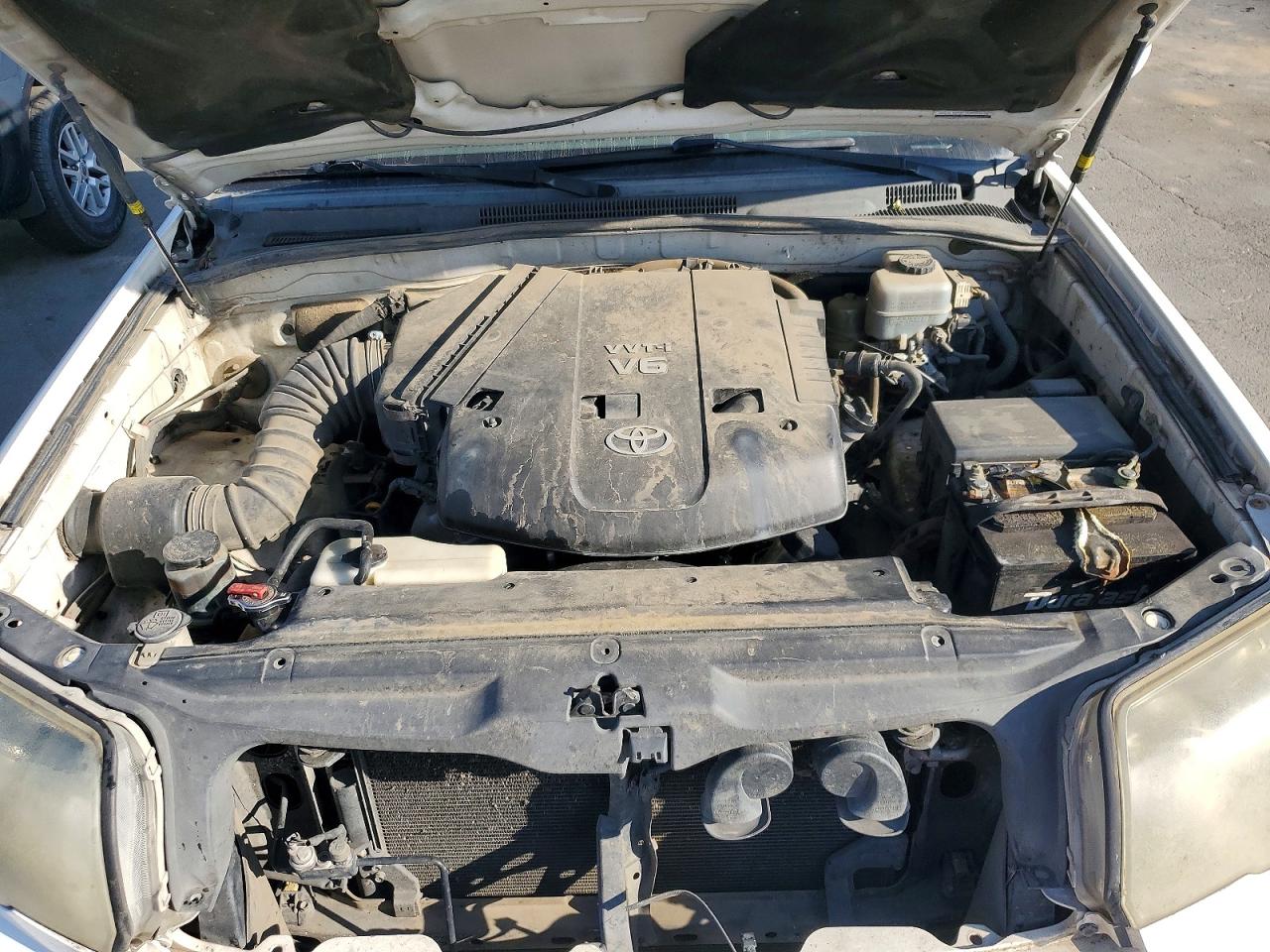 TOYOTA 4RUNNER 2006 — 13
