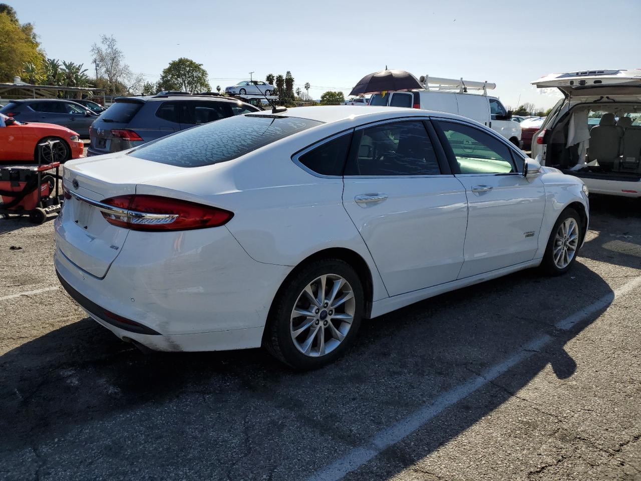 FORD FUSION 2017 — 4