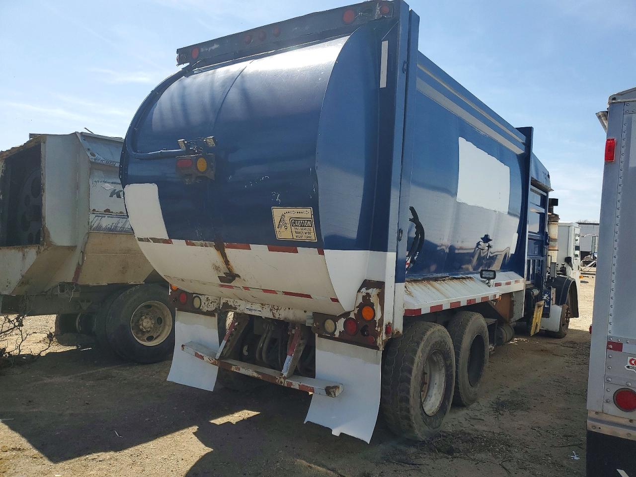 Mack LEU613 2010 — 5