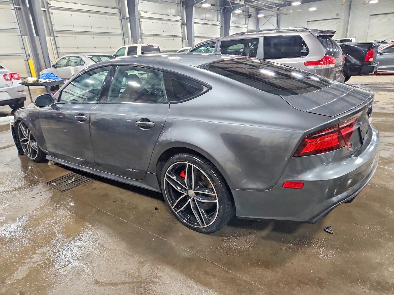 AUDI S7 2018 — 3