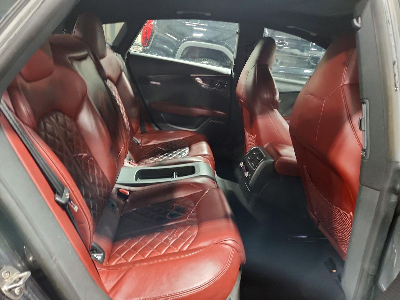 AUDI S7 2018 — 11