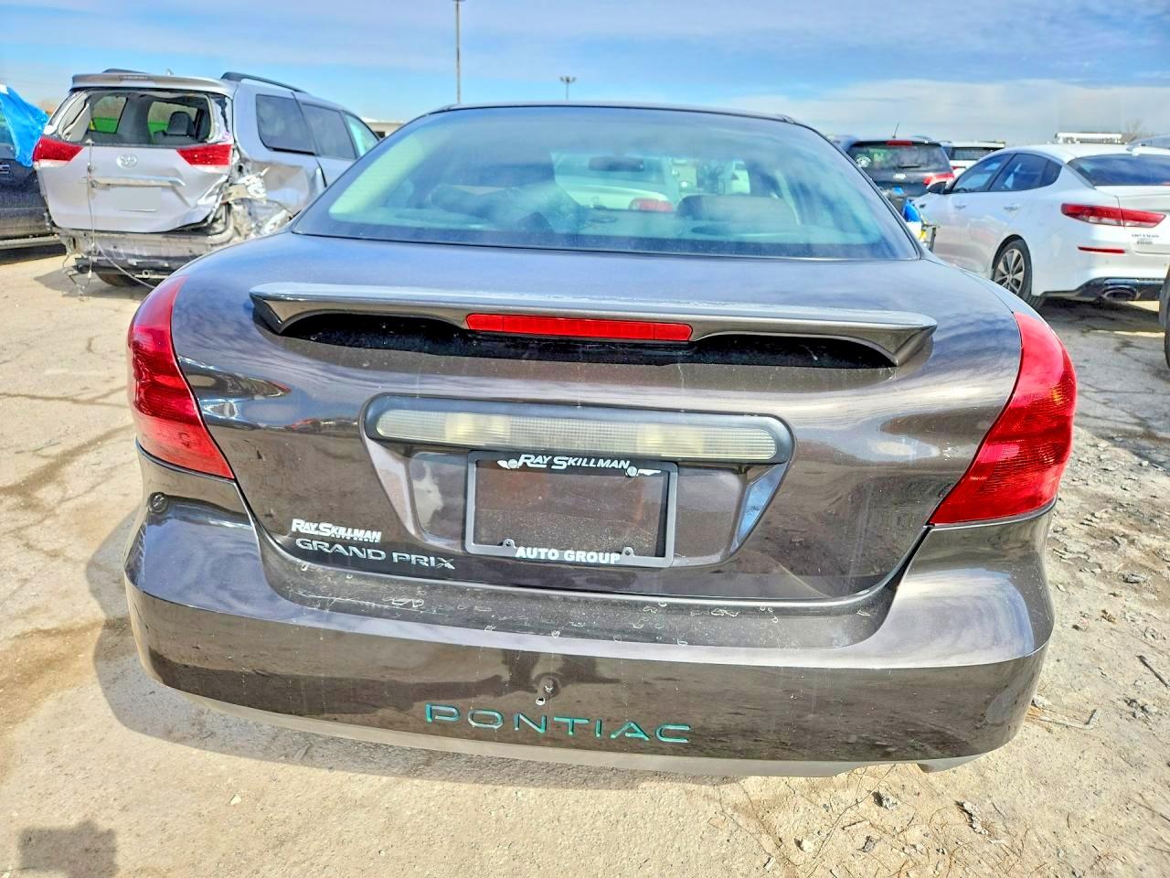PONTIAC GRAND PRIX 2008 — 7