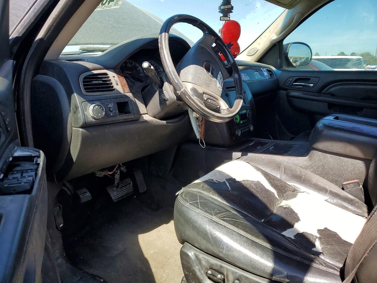 GMC YUKON XL 2011 — 9
