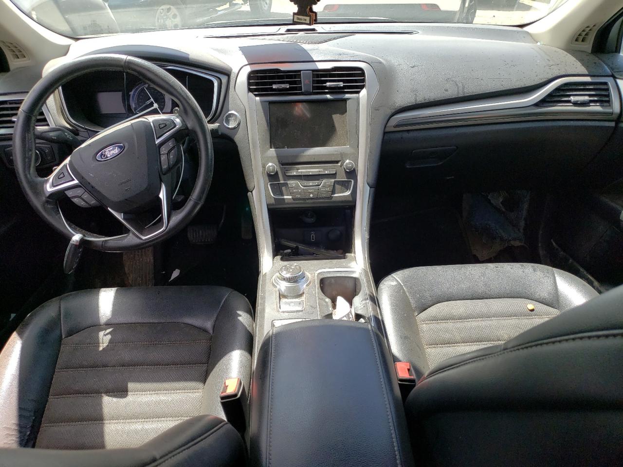 Ford Fusion 2017 — 8