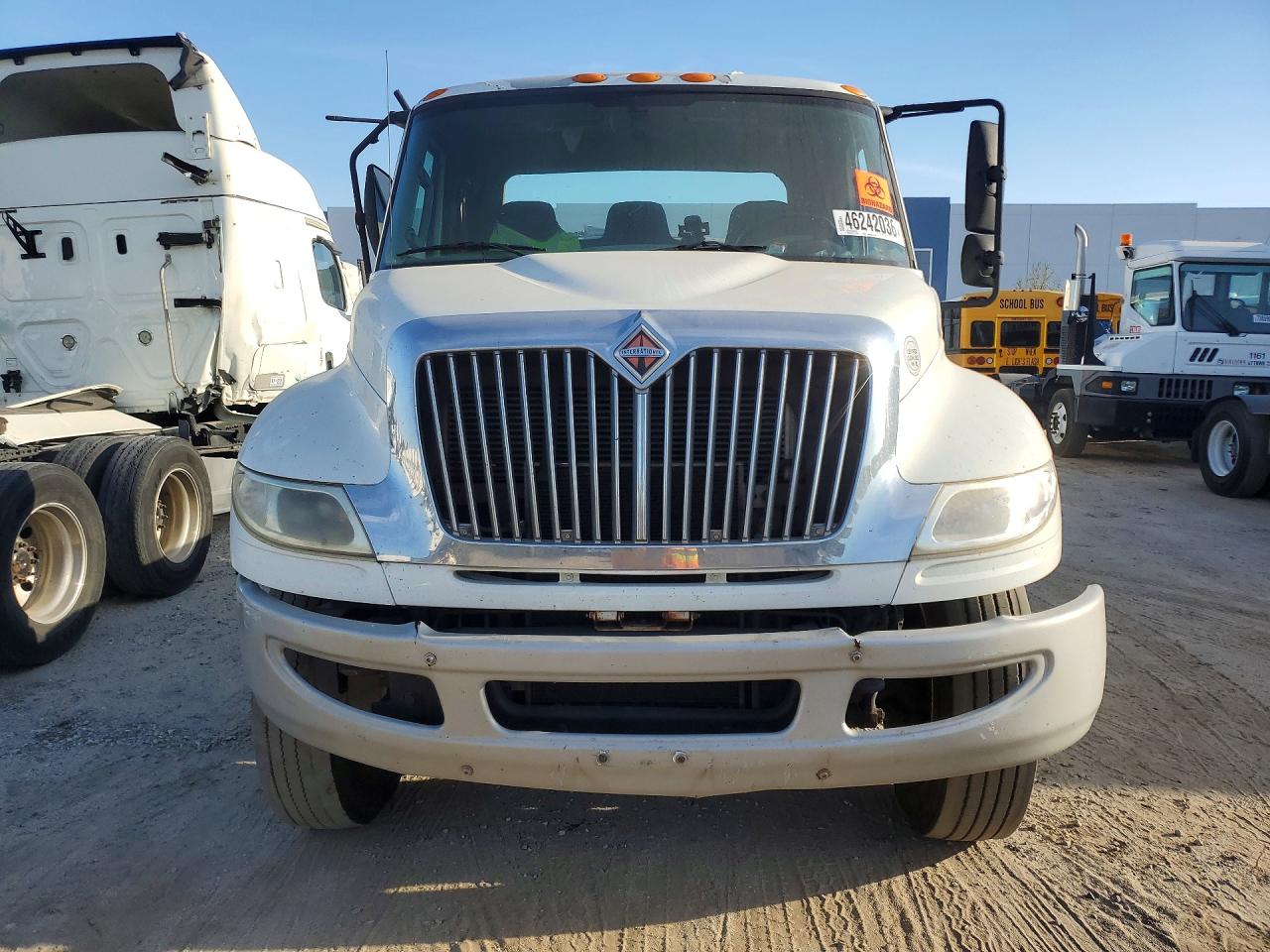 INTERNATIONAL 4000 2016 — 6