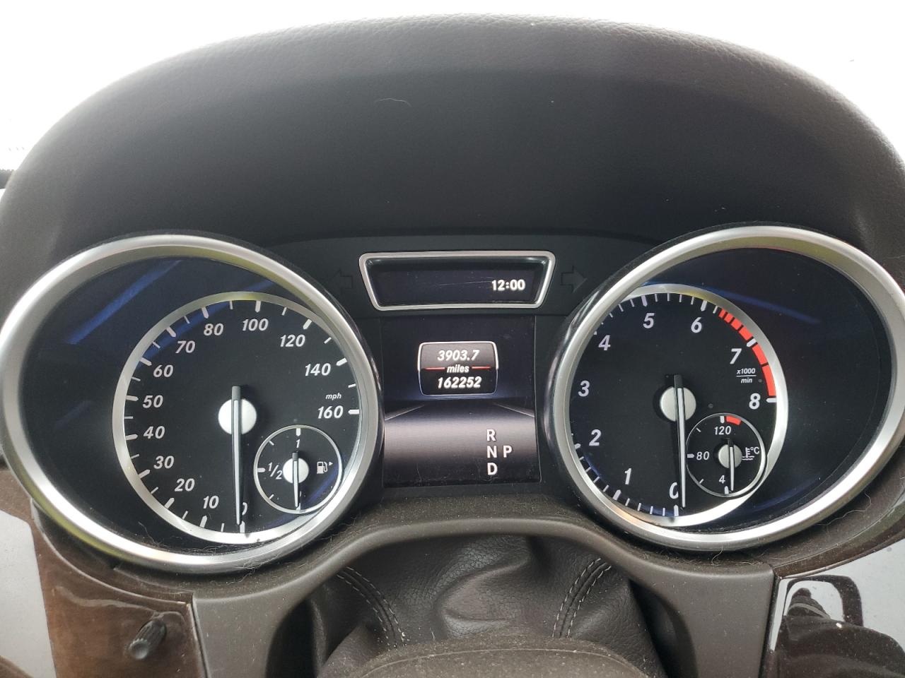 MERCEDES-BENZ ML 2015 — 10