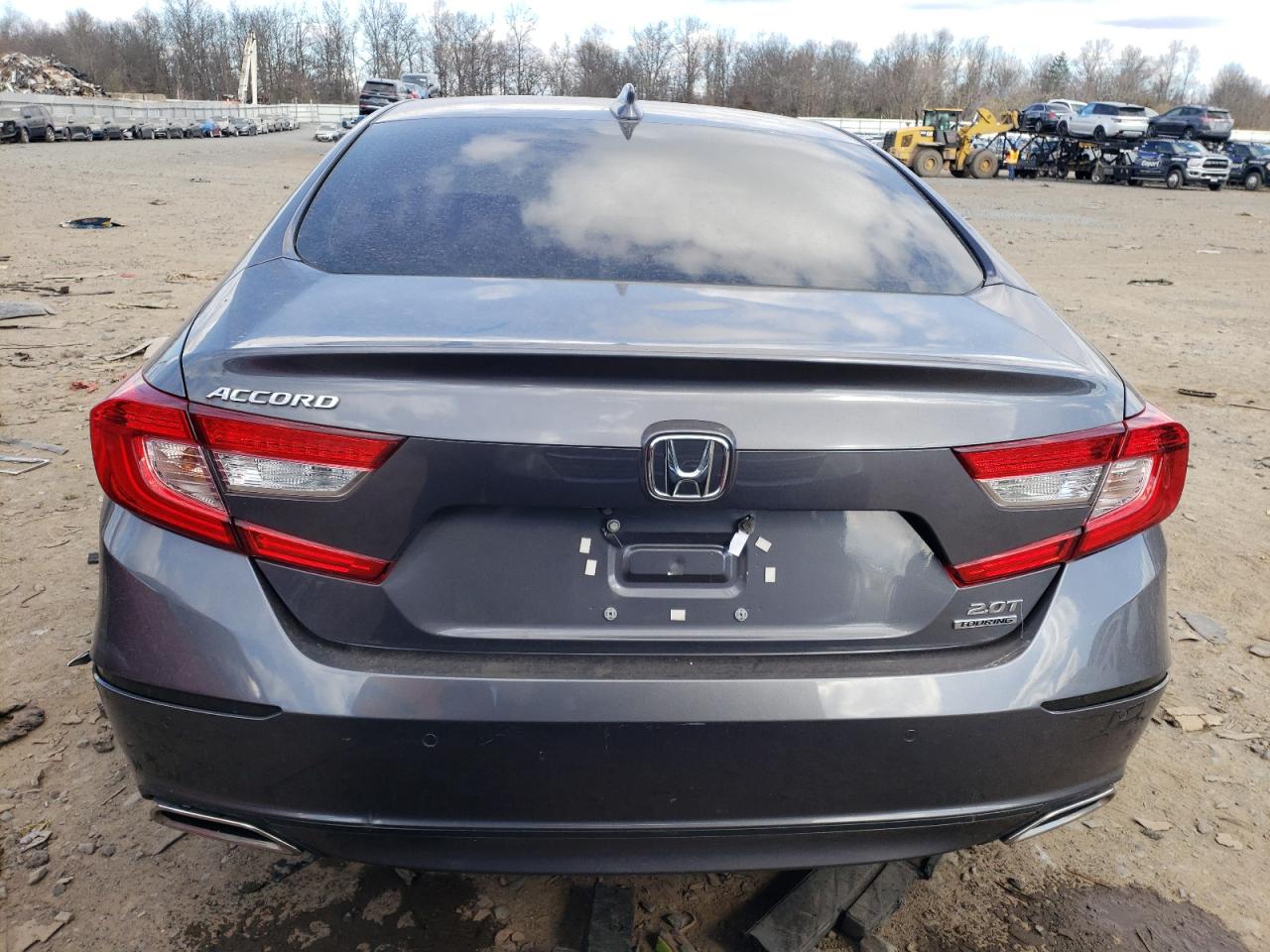 HONDA ACCORD 2018 — 7
