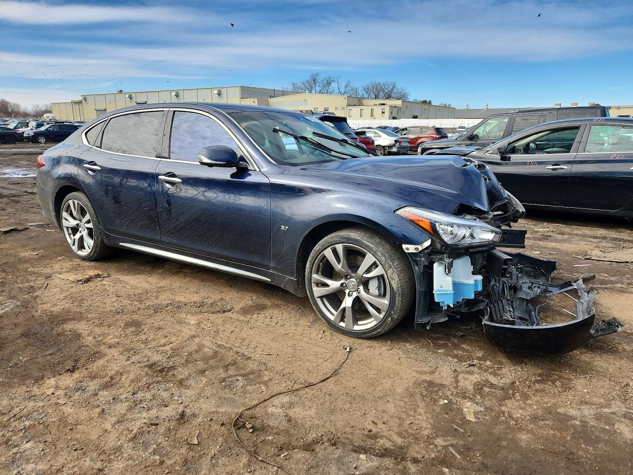 2019 INFINITI Q70L 3.7 LUXE