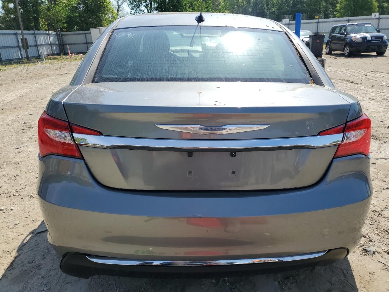 CHRYSLER 200 2012 — 7