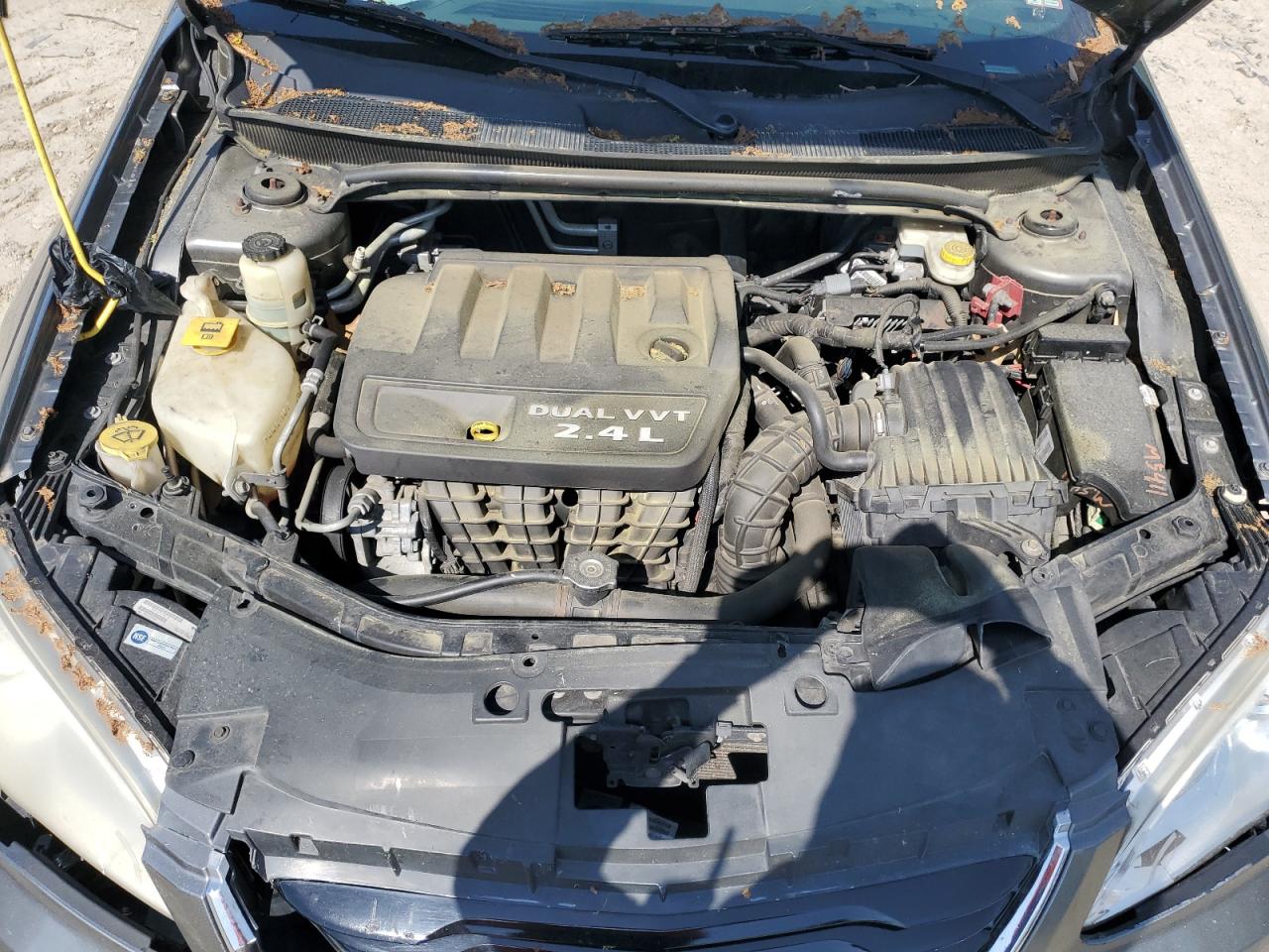 CHRYSLER 200 2012 — 12