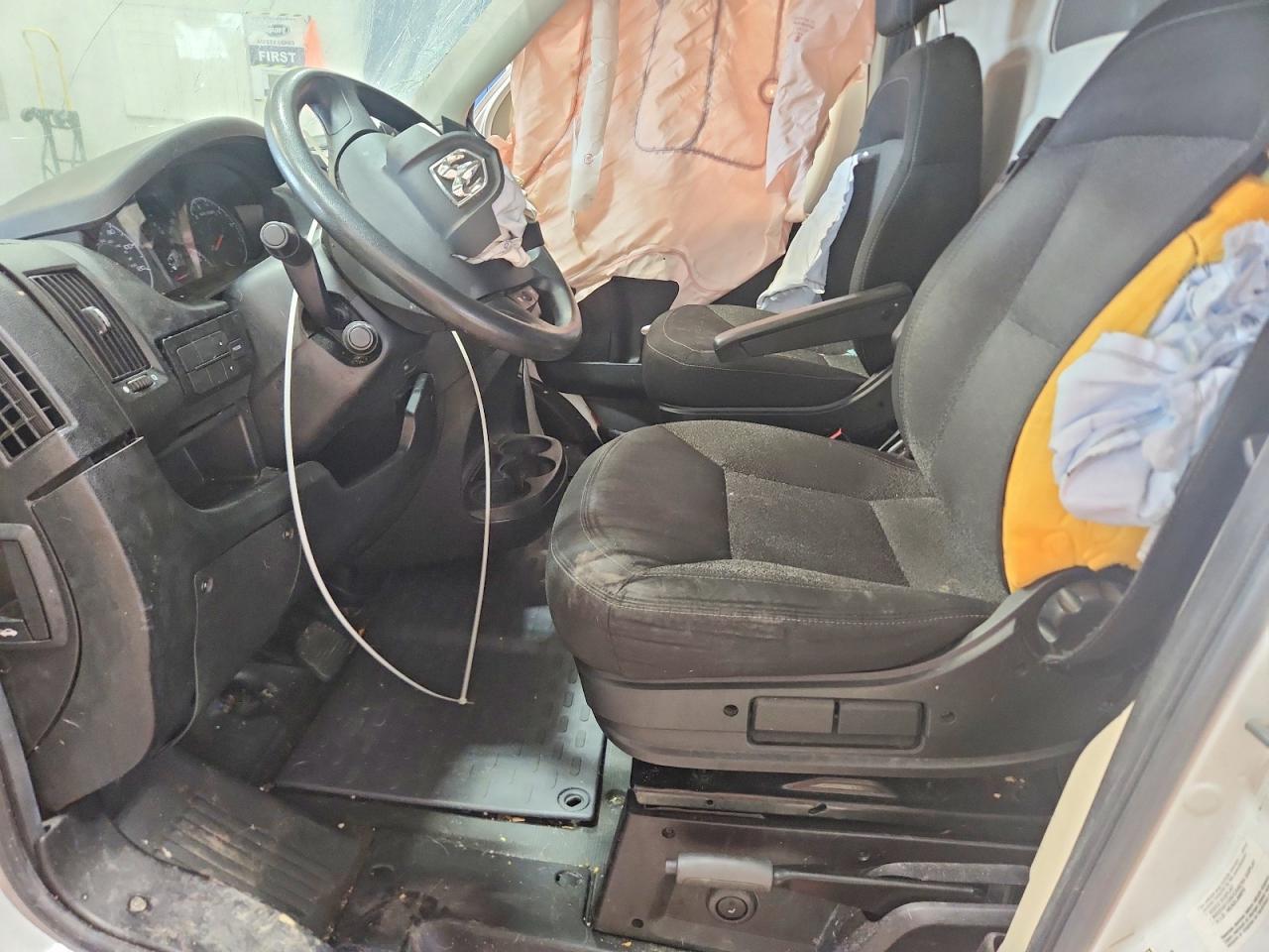 RAM PROMASTER 3500 2014 — 8