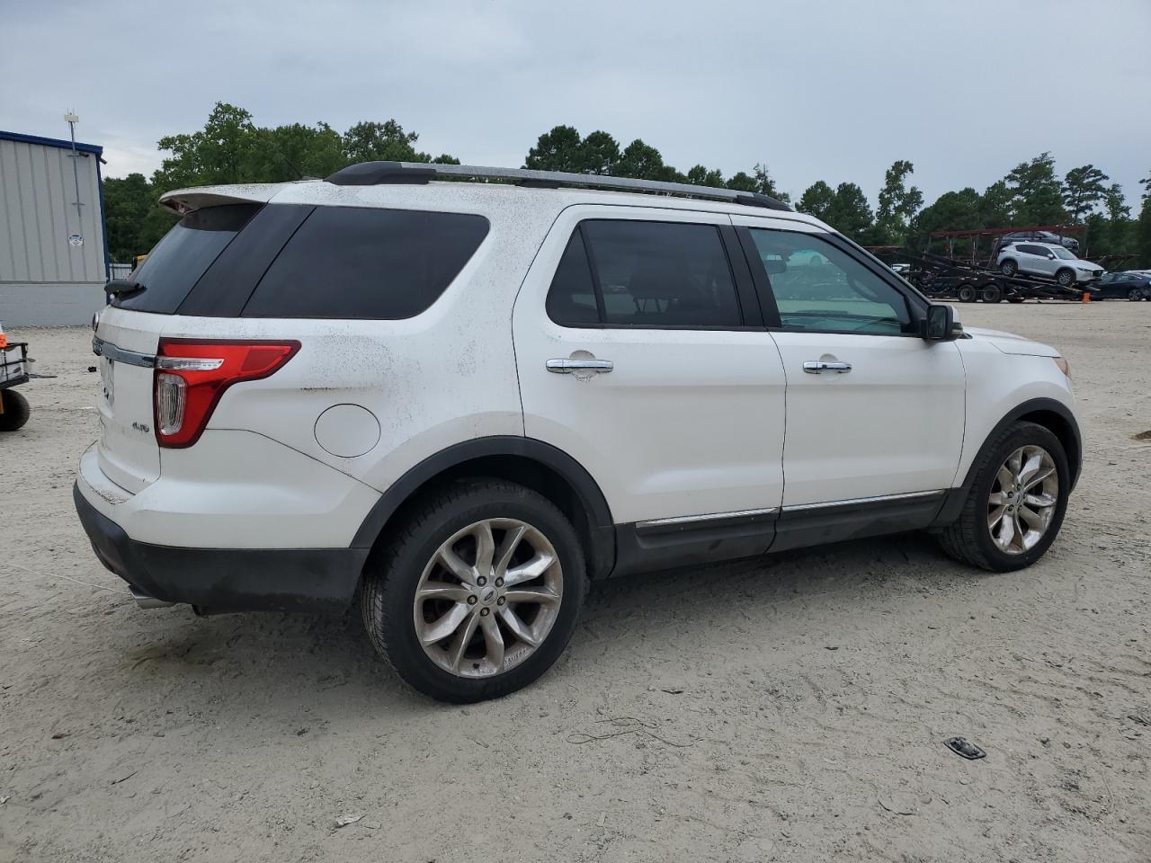 FORD EXPLORER 2012 — 4