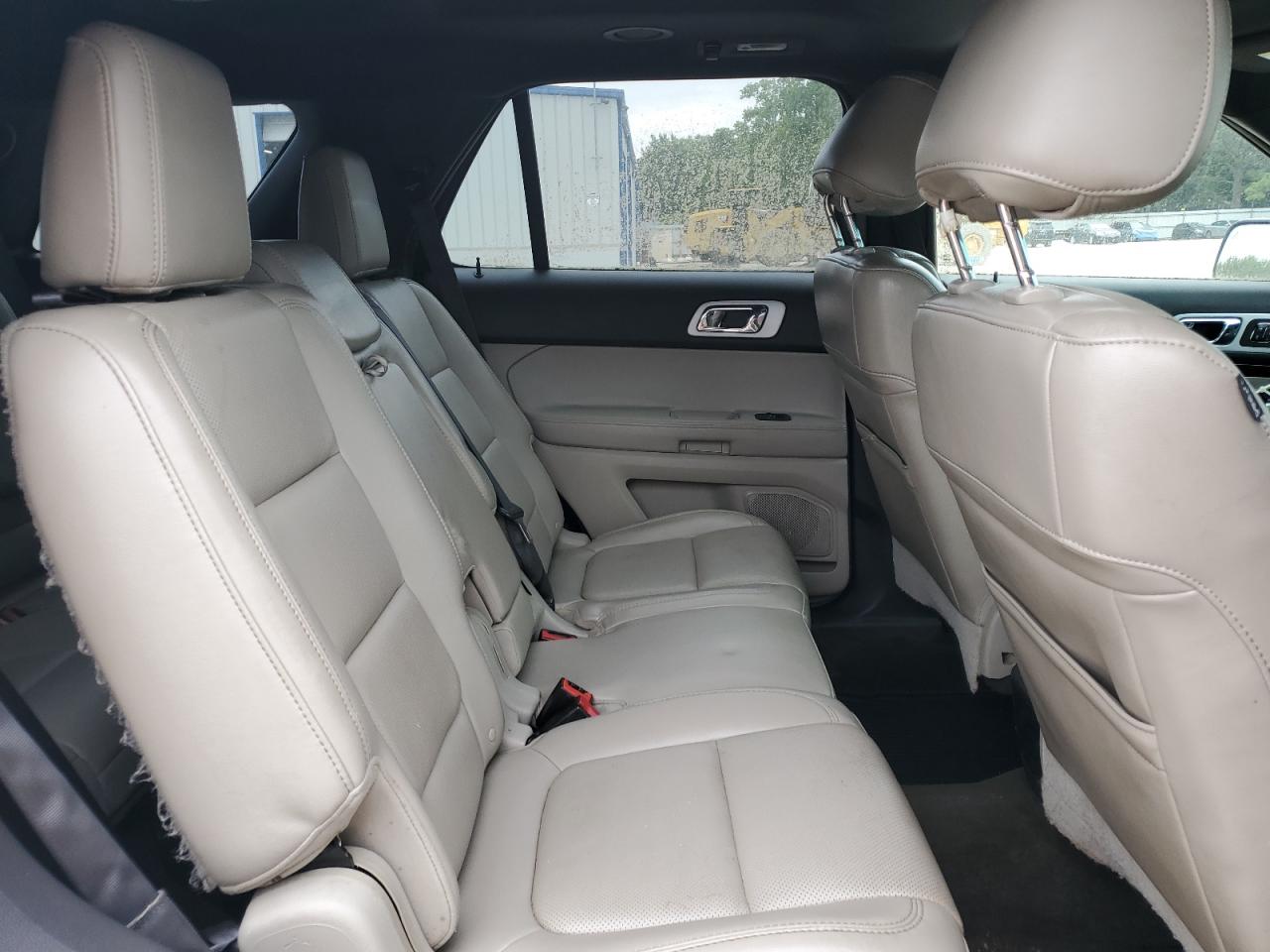 FORD EXPLORER 2012 — 12